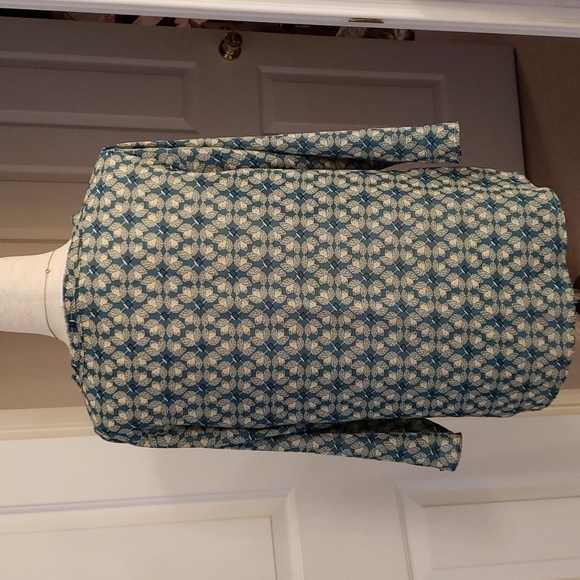 Cabi Jade Leaf Print Top - Picture 10 of 14